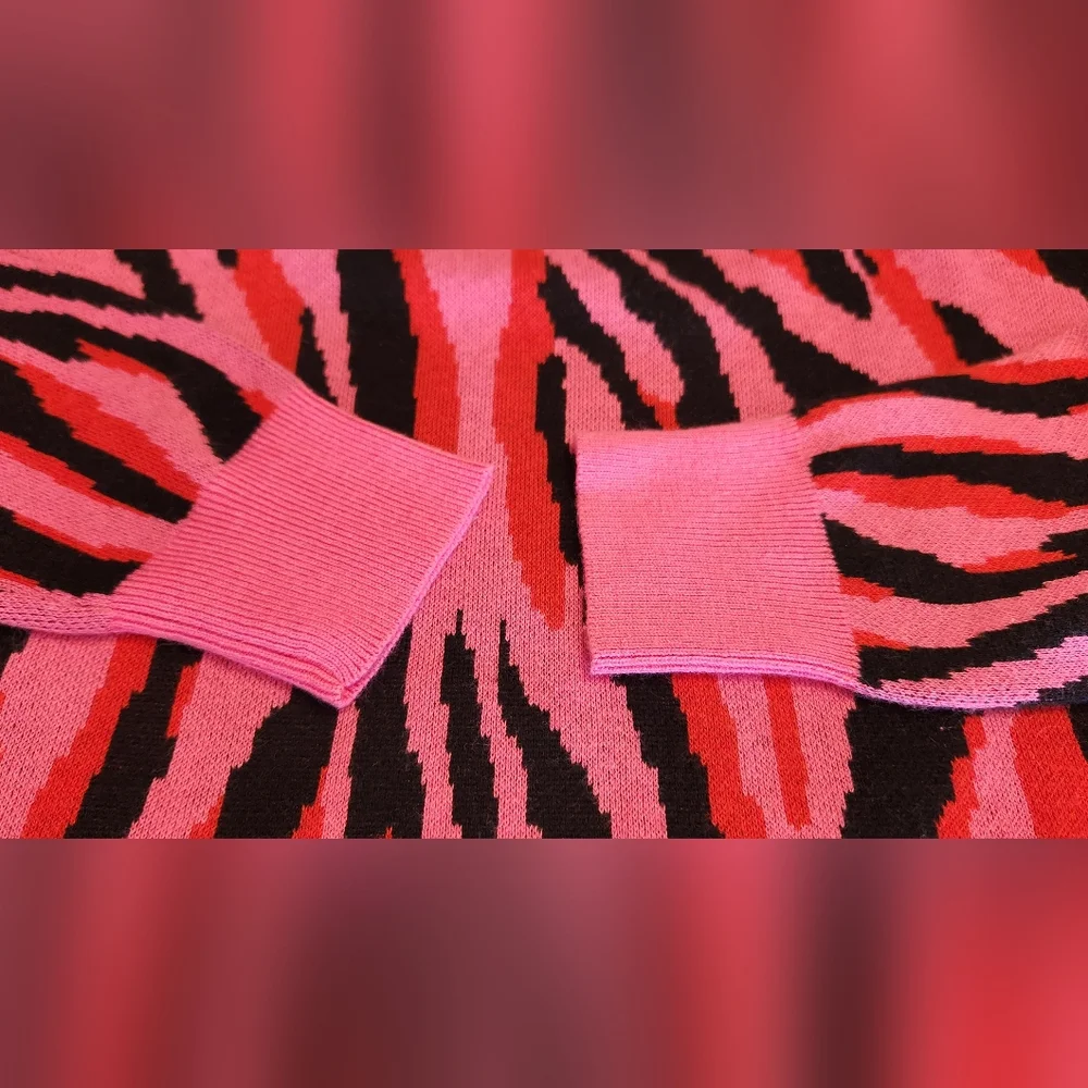 Bar III Pullover Sweater Zebra Twist Red Pink and Black Size Small